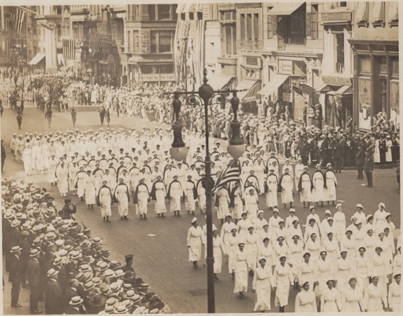 Army nurses on parade, c. 1918. Louise Liers papers, Iowa Women's Archives, The University of Iowa Libraries, Iowa City.