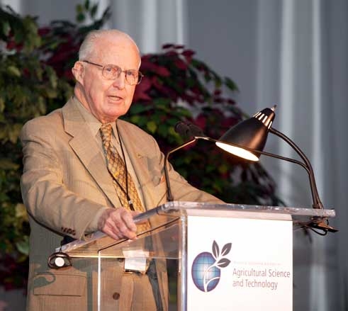 norman_borlaug.jpg