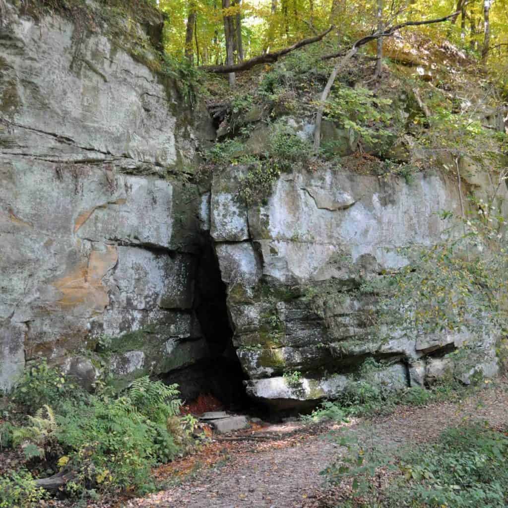 Image of Iowa rock exposure