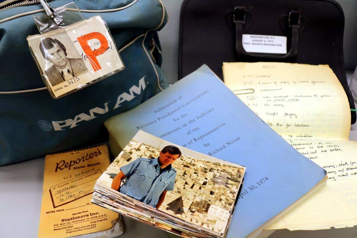 Pan Am bag, photo, and letters from Tom Brokaw's papers
